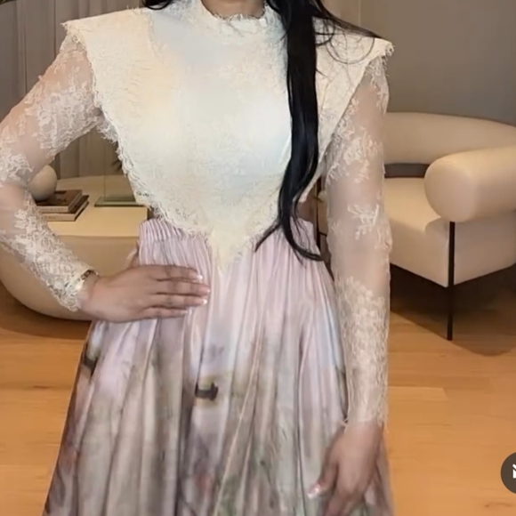 NEW BEAUTIFUL CINDERALLA DRESS - Picture 2 of 6